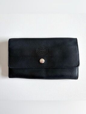 Vintage Roots Pebble Leather Wallet - Made in Canada 🇨🇦